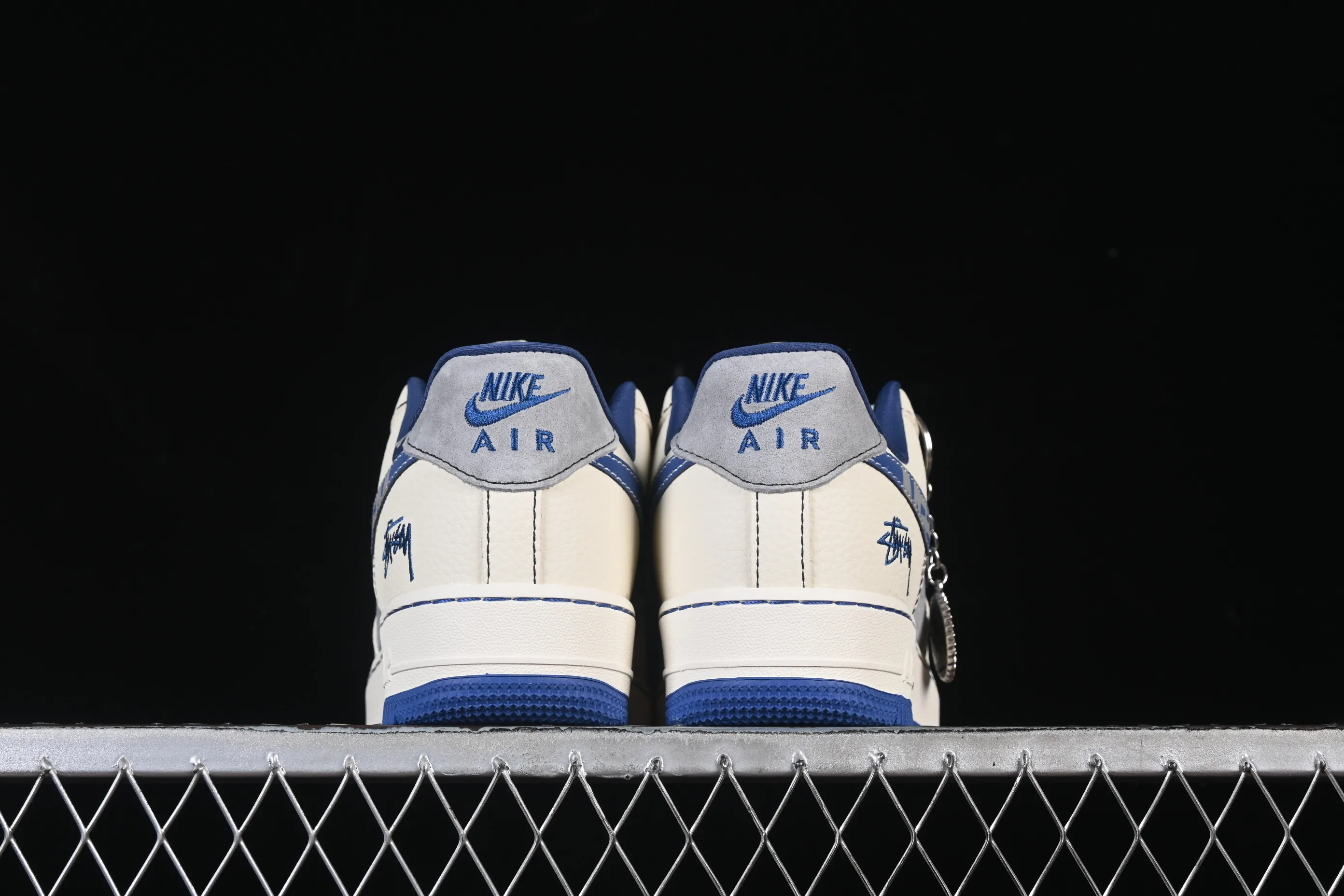 All categories Nk Air Force 1 Air Force series Nk Air Force 1 Low Air Force low-top Nike Air Force 1'07 Low Stussy co-branded double parquet blue hook Air Force 1 low-top casual sneakers XL1979-123